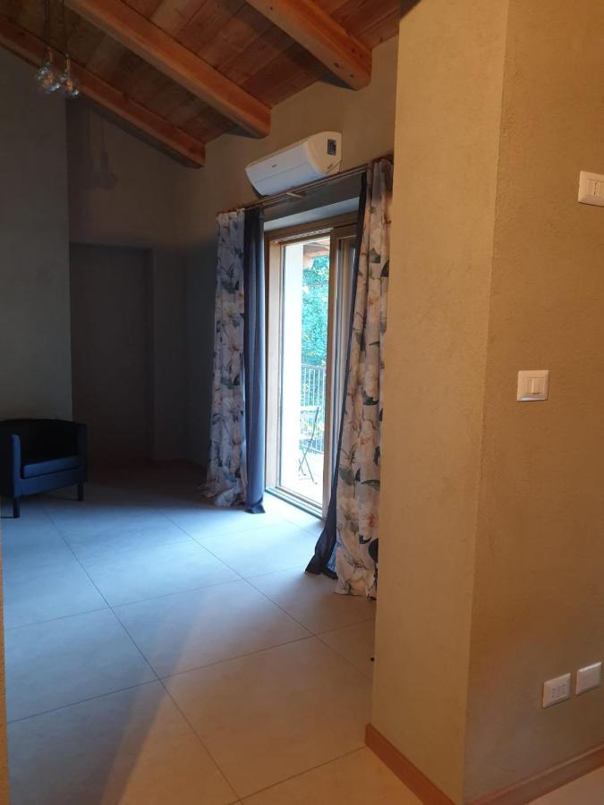 L'Uovo E La Faina Bed & Breakfast Busca Dış mekan fotoğraf