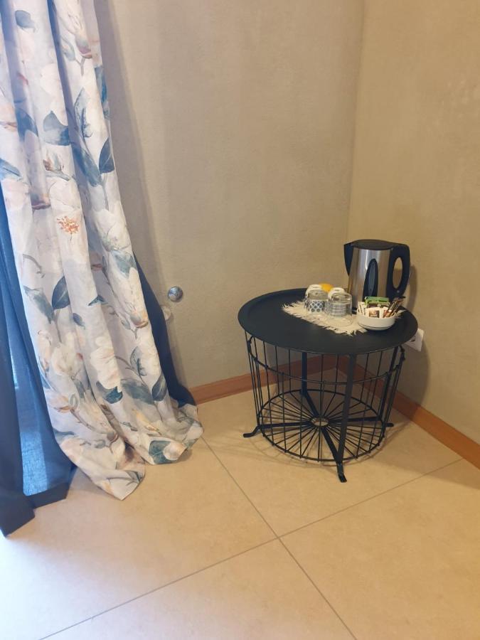 L'Uovo E La Faina Bed & Breakfast Busca Dış mekan fotoğraf