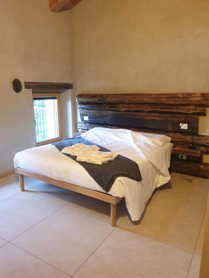 L'Uovo E La Faina Bed & Breakfast Busca Dış mekan fotoğraf